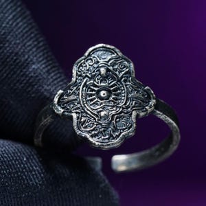 Fanmade Steel Protection Ring - Dark Souls Collection – Artisan Fantasy Inspired Souls Game Rings  – Premium 950 Silver Gamer Jewelry