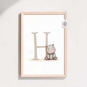 Arte de pared imprimible con el alfabeto de hipopótamo y la letra H, estampado de animales de safari para una habitación de bebé neutral y una decoración moderna.