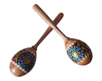 Juego de 2 maracas hechas a mano con puntos pintados, instrumentos de percusión de estilo africano, agitadores de ritmo tribal