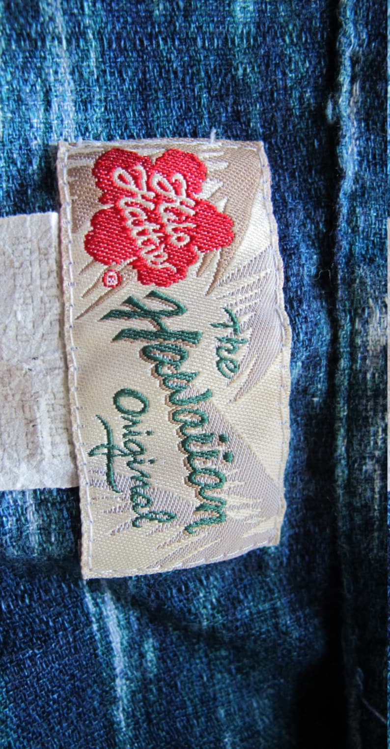 Rare Hilo Hattie Shirt Hawaii batik vintage medium
