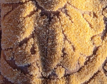 Vintage Sculpted Towel gold Milliken cotton hand