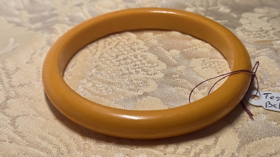 Bakelite Bangle yellow butterscotch - image 1