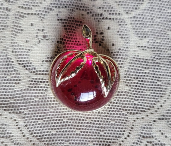 Red Cherry Brooch Sarah Coventry vintage jelly be… - image 1
