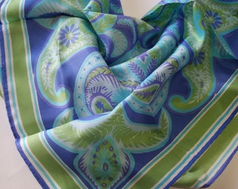 Abstract Vera Scarf Vera Neumann green blue paisley tag