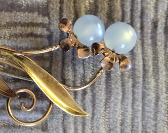 Broche vintage A&Z de oro laminado de 12 quilates con diseño floral azul claro