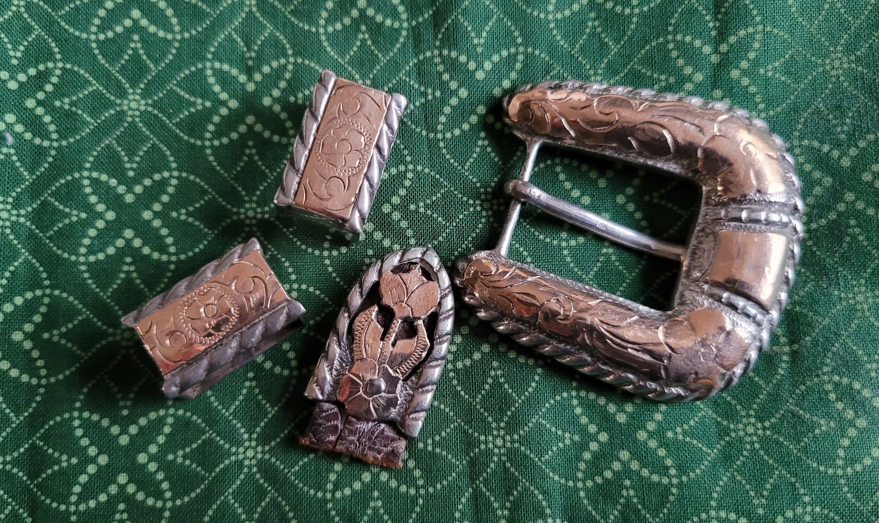 Vintage Silver Rose Gold Belt Buckle Set Hand Tooled Silver  display picture 1