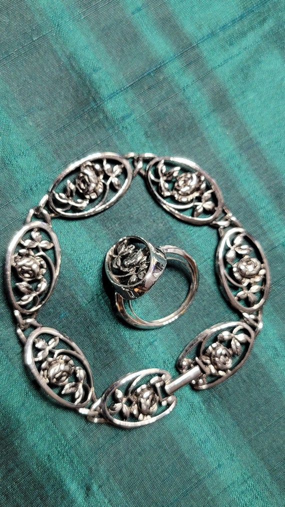 Roses Avon Bracelet & Ring silvertone 20240523