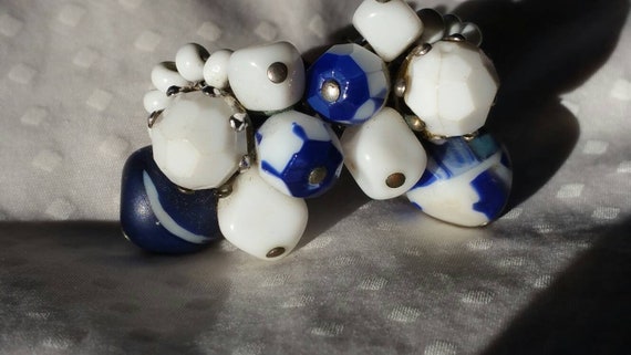 Hattie Carnegie Earrings blue white marbled mid c… - image 1