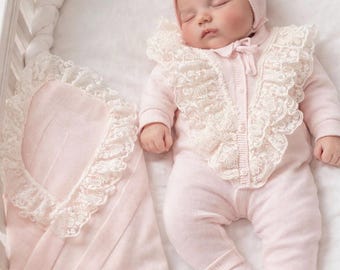 Pink Lace Knit Baby Coming Home Outfit – 5 Piece Cotton Set