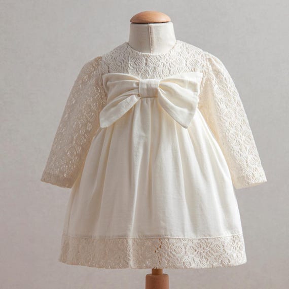 chinese dress ladies Bell Sleeve Open Back Lace Dress main image 1