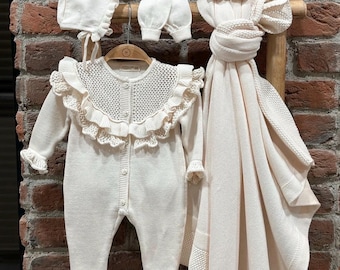 Organic Cotton Knit Newborn Girl Coming Home Outfit: 5-Piece Gift Set