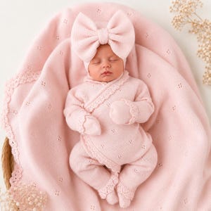 Rosa babyflicka-dräkt för hemkomst, 6-delat set för nyfödd med mössa, mjukt stickat babyset, rosettband, sjukhusdräkt, babypresent