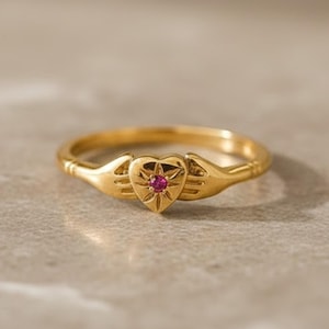 Tiny Celtic Irish Ring, Claddagh Ring, 925 Silver Round CZ Stone Ring, Irish Promise Ring, Claddagh Thumb Ring, Heart Shaped Promise Ring