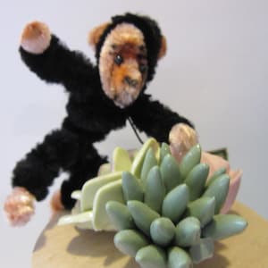 Selten und Hergestellt in Frankreich! 50er Jahre Handgemachter Chenille Pfeifenreiniger Funky Monkey Animal - Made in Paris - Gefunden auf dem Pariser Markt