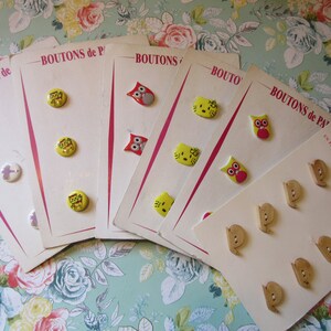 Botones de caseína francesa vintage - Gatos vintage - Caracoles - Búhos - Moda / Funky Tarjeta llena Intacto con botones franceses Botones hechos en francés