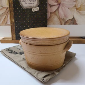 Pot de beurre avec couvercle en poterie française antique - Lisez l'histoire ci-dessous !