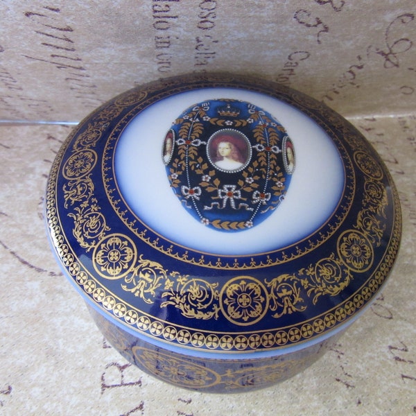 French Authentic Limoges Cameo/Beauty Vanity Piece/Decorative Trinket Dish Royal Blue and Gold with Cameo/Made in France Ceramic