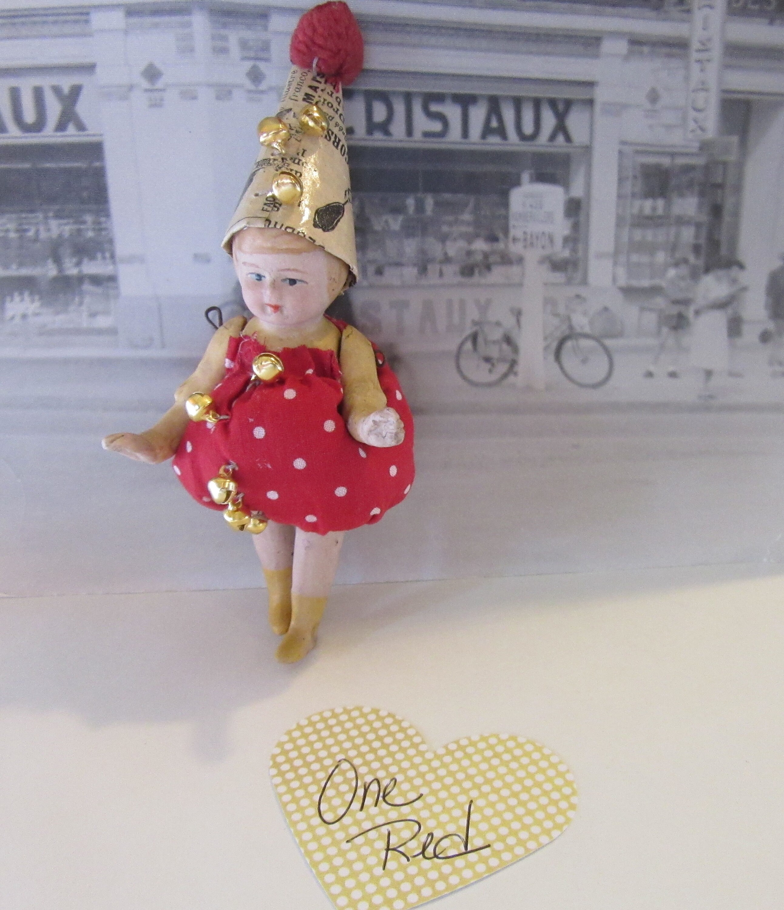 * antique doll ୨୧ * Parisの老舗の パン屋さん France Girl Doll Antique Porcelain Dolls Playsets for sale