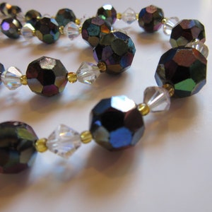 Collana glamour di perle di vetro strass. Double Strand trovato al mercato di Parigi Oggetto da collezione unico