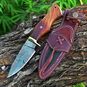 Handmade Damascus Steel Hunting Skinner Knife With Leather Sheath
