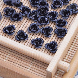 100 aluminum flowers, Black aluminum flower beads, mini rose flowers, flower cabochons 10mm