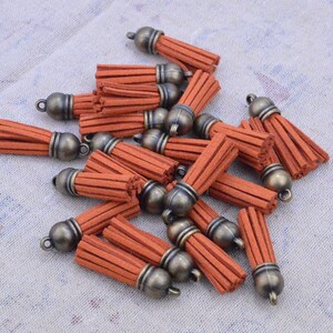 1.5&#39;&#39; mini tassel, 50pcs wholesale Tassels, Dark Orange faux suede leather tassel with bronze plastic cap