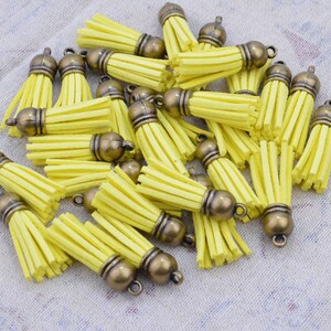 50pcs mini tassels, 1.5&#39;&#39; Lemon faux suede leather tassels with antique bronze caps, tassels for keychains