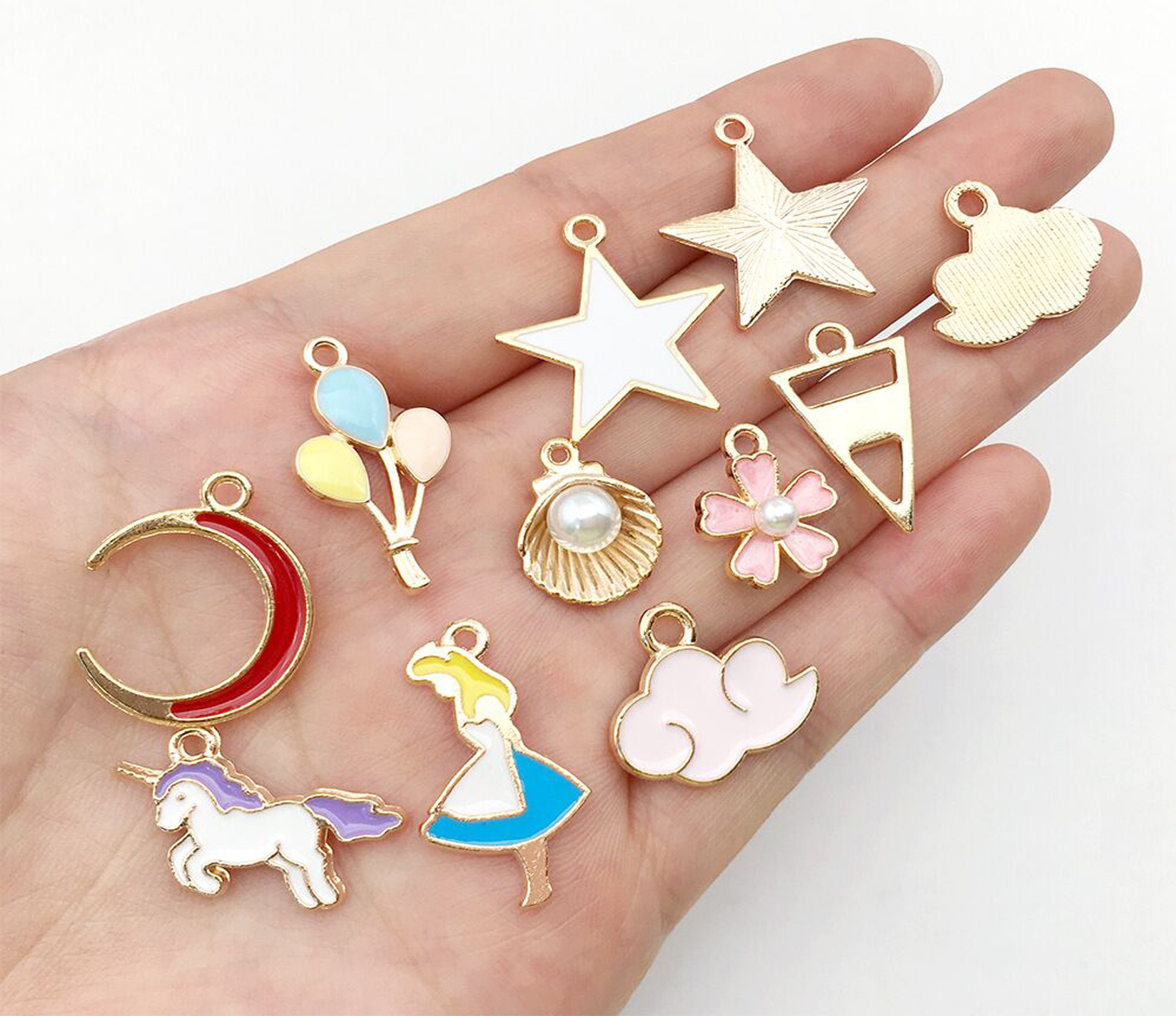 Bulk 100 Enamel Charms, Mixed Jewelry Charms, Gold Plated Metal Charm  Pendant Collection, Assorted DIY Bracelet Charms 