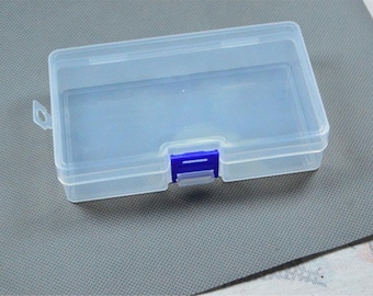 Qixuer Vierkante Mini Sieraden Case, Kleine Plastic Opbergdoos Transparant 50 Kleine Plastic Containers Met Deksels Organizer Box Case Voor Pillen Kruiden Oordopje Kralen Sieraden Bevindingen En Qixuer Vierkante Mini Sieraden Case, Kleine Plastic Opbergdoos Transparant 50 Kleine Plastic Containers Met Deksels Organizer Box Case Voor Pillen Kruiden Oordopje Kralen Sieraden Bevindingen En