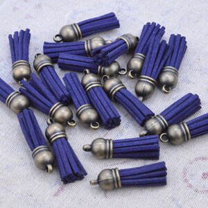 50pcs wholesale Tassel charms, 1.5&#39;&#39; mini tassels, Navy faux suede leather tassel with antique bronze plastic cap