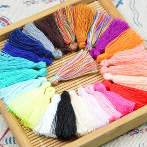 20 pcs/50 pcs 1.0&#39;&#39; mini cotton tassels. mini tassels, choose your color