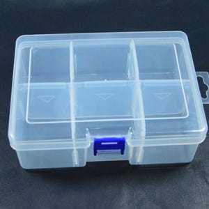 Große, durchsichtige Kunststoffbox, rechteckige Kunststoffbox, durchsichtige Box mit 6 herausnehmbaren Fächern, Aufbewahrungsbox für Schmuck und Perlen