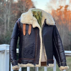 Men&#39;s Sheepskin Leather Jacket Bikers jacket Shearling RAF B3 Bomber Leather Jacket Aviator Flight Shearling Coat Fur Jacket gift for him.