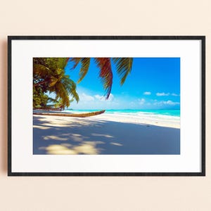 Tropisches Paradies Druck, Diego Garcia Strand Fotografie, Türkisfarbenes Meer Kunst, Palmenschatten Weißer Sand, Ozean entkommen, Matwew Lyall Fine Art