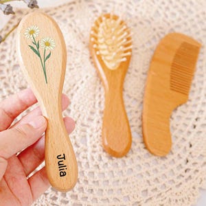 Personalized Baby Girl Wooden Hair Brush Set, Baby Shower Gift, Newborn Gifts, Custom Brush with Name and Birth Flower, Baby Girl/Boy Gifts