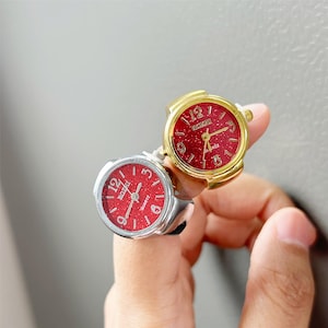 Handgefertigte Digitale Fingeruhr, Retro Y2k Red Zifferblatt Ringuhr Mode Exquisite Quarzuhr Einstellbare Ringuhr für Mann Frauen