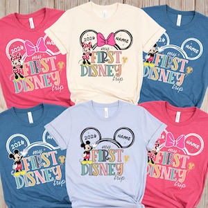 Anpassad Min första Disney-resa 2026-tröja, Första Disney-resan 2026-tröja, Musse och Mimmi 1:a Disneyland-tröja, Anpassade Disney-familjetröjor bild 1
