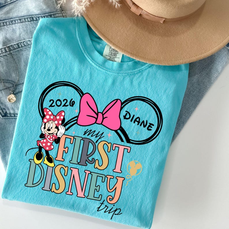 Anpassad Min första Disney-resa 2026-tröja, Första Disney-resan 2026-tröja, Musse och Mimmi 1:a Disneyland-tröja, Anpassade Disney-familjetröjor bild 3