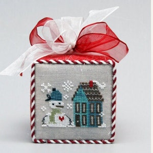 Frosty Frill - Heart in Hand Needleart