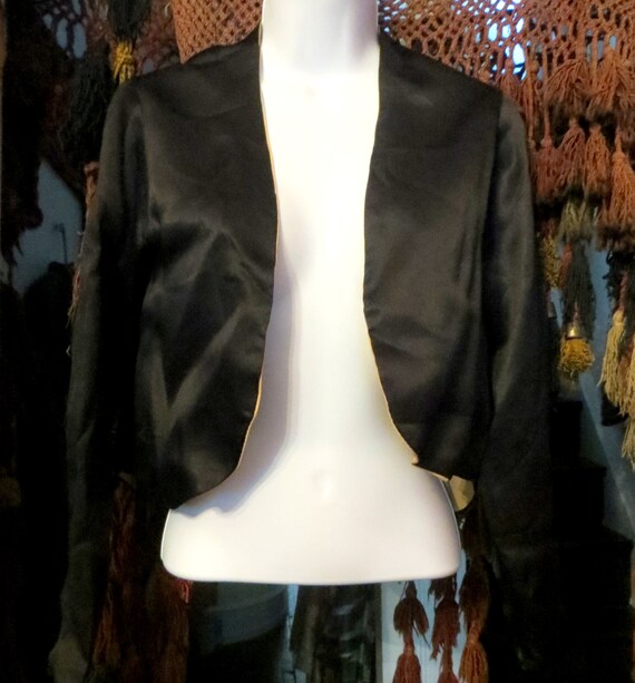 Vintage Luxe Eyelash Knit Bolero Shrug Hepburn Jacket - White