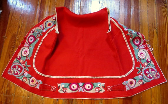 Red Hungarian Wool Folk Art Embroidered Vest - image 7