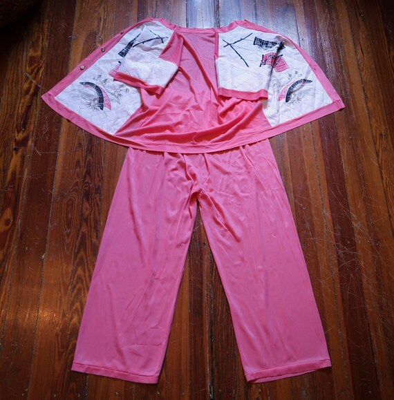 Rare MCM 50s Hot Pink Asian Pajama Set w/Fab Ligh… - image 2