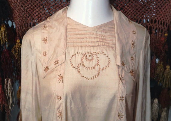 Rare 1920s Handmade Art Deco Pongee Silk Embroide… - image 1