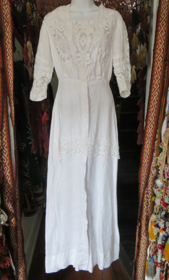 Antique Museum Worthy Victorian White Linen Dress… - image 3
