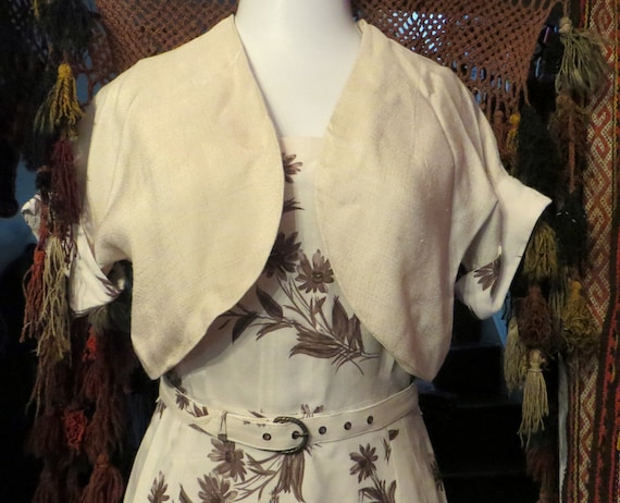 SALE 50s Two Piece Linen Dress w/Bolero Style Jac… - image 1