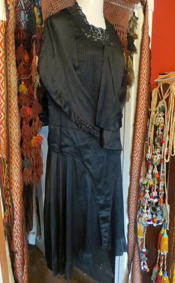 Stunning Larger Edwardian/20s Black Silk Dress w/… - image 3