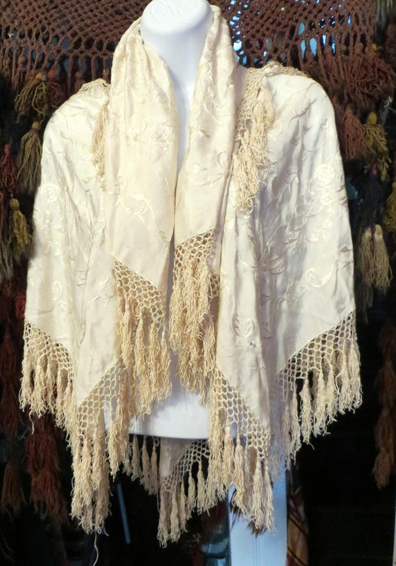 SALE Gorgeous 20s/30s Ivory on Ivory Silk Embroide