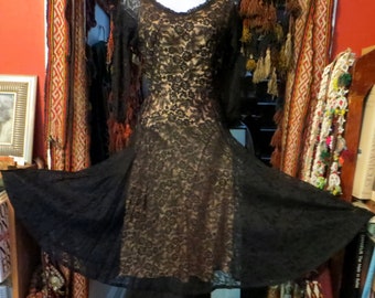 Fab 50s Black Lace Long Sleeved Full Skirt Dress w/Ecru Satin Underlay Old Hollywood Bombshell