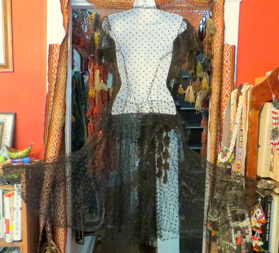 SALE 20s/30s Old Hollywood Bombshell Sheer Netted… - image 4