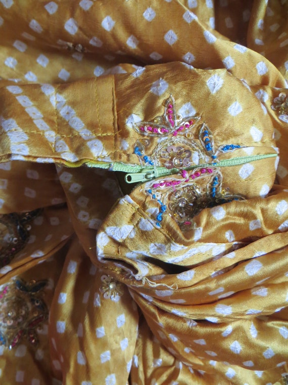 SALE Absolutely Stunning Indian Silk Wedding Skir… - image 10